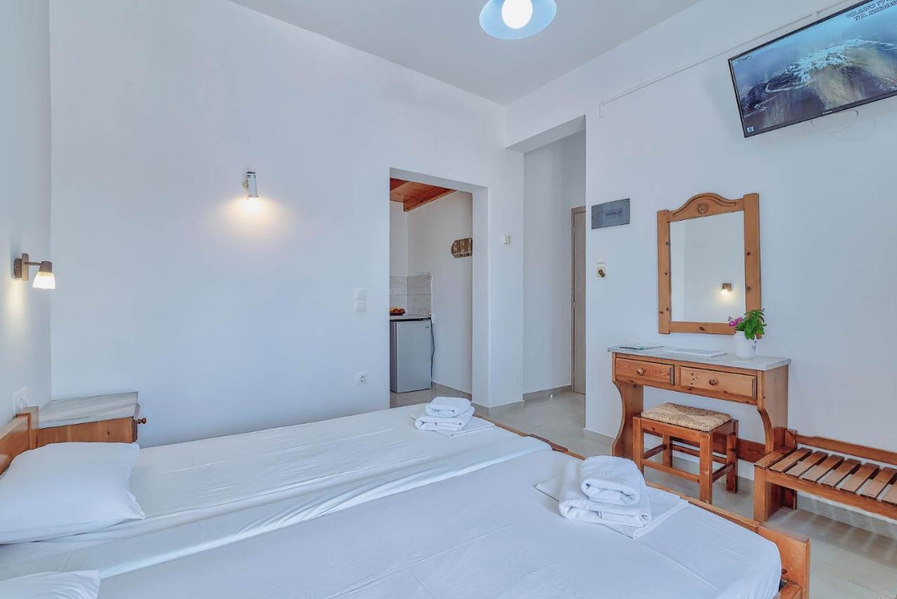 Pavlos Place Antiparos ciudad Exterior foto